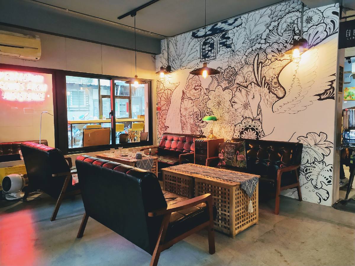 韓式網美咖啡廳，自由溫室Liberbox Coffee，早午餐下午茶有貓陪的咖啡館